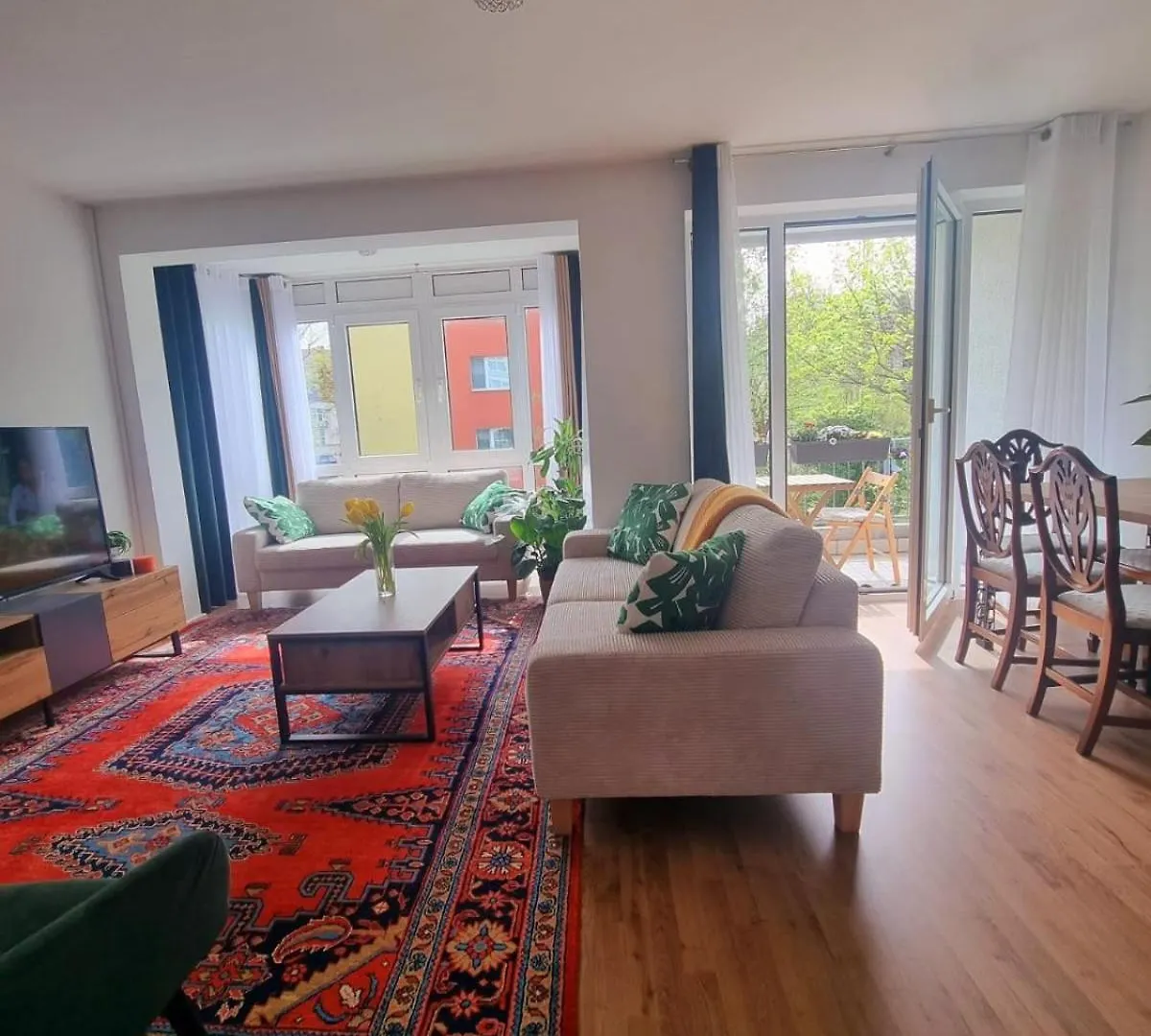 Beautiful Apartment Zehlendorf Berlino