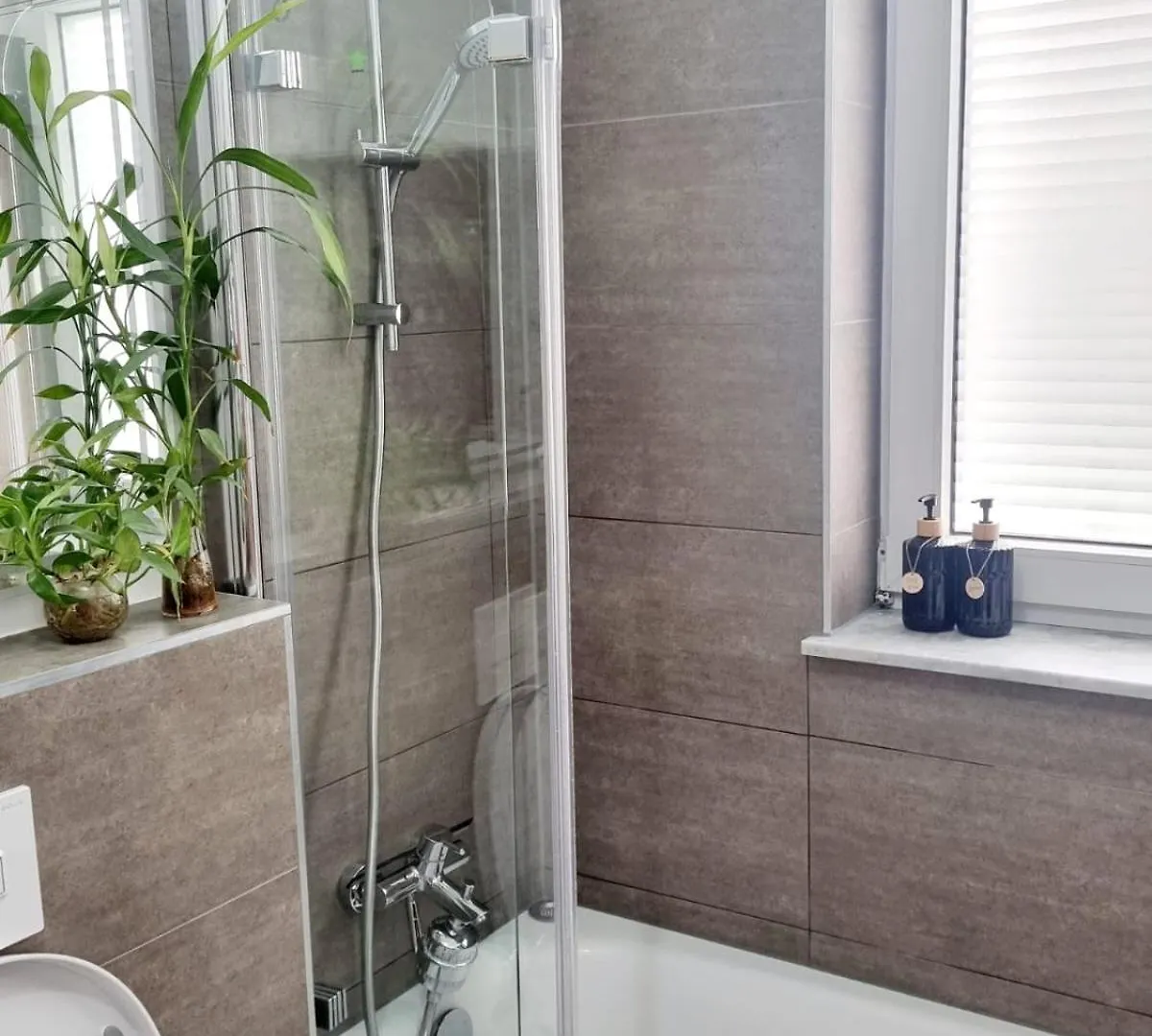 Beautiful Apartment Zehlendorf Berlino